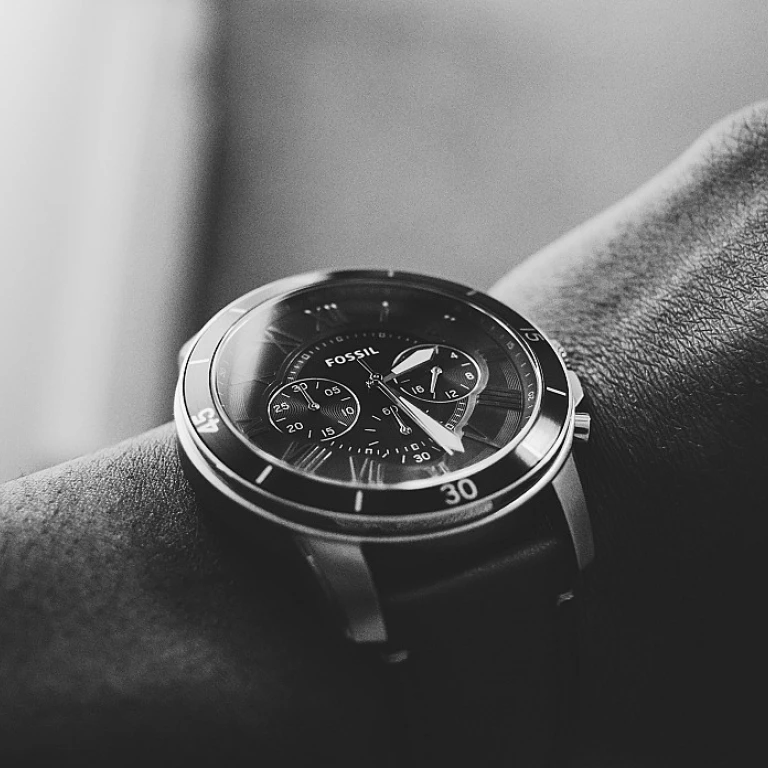 The Art of Acquiring Pre-Owned Luxury Watches